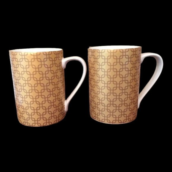 222 fifth white/gold cofffee mugs set of 2 - Picture 3 of 6